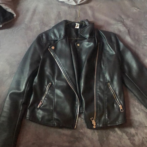 Black leather jacket - Picture 1 of 4